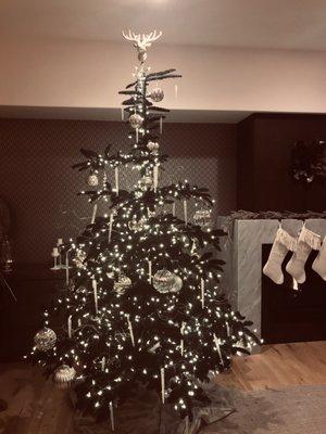 Love our black flocked. tree ! Silver ornaments was the theme! Highly recommend these guys! Happy Holidays and cheers Harris Family