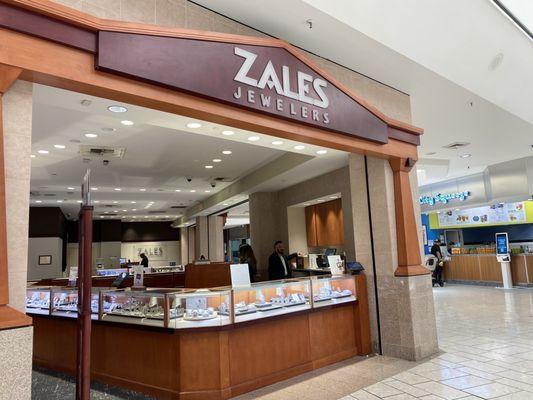 Zales The Diamond Store