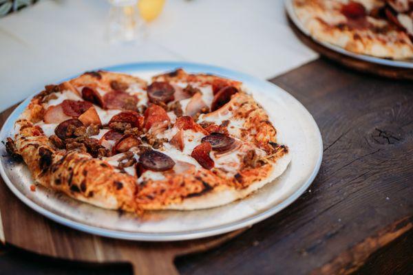 Leo's Smokin Pizza