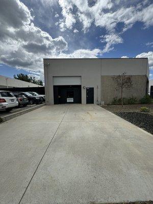 Driveway to use to drop off your brake parts.