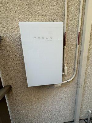 New Tesla 7.6 inverter installed replacing my 10 year old ABB SVI 4.2