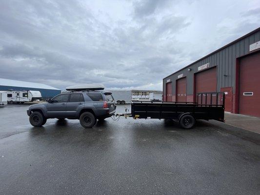 Hatch Hauling And Junk Removal