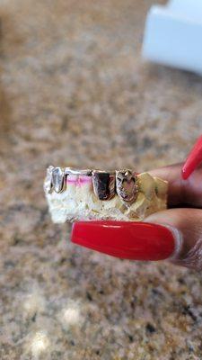 We Sell Grillz