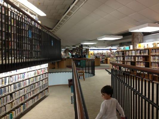 Wantagh Public Library