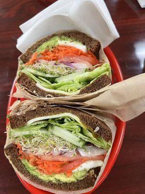 Veggie sandwich (no mayo) on squaw