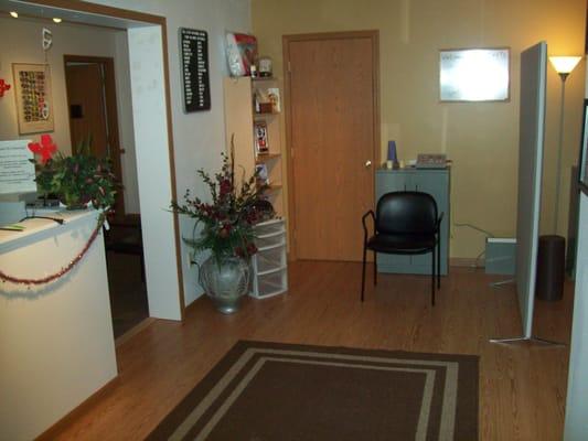 Comfortable, relaxing and friendly.