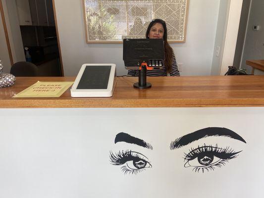 The Eyebrows Threading