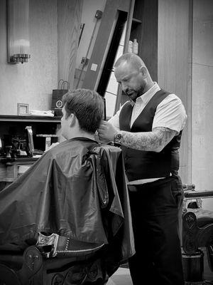 Gentleman's Grooming Lounge