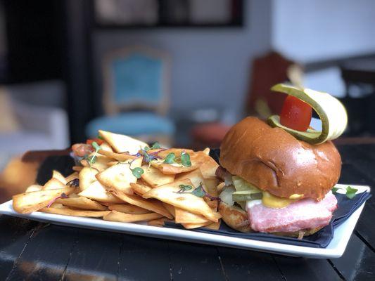 The Cellar on Market