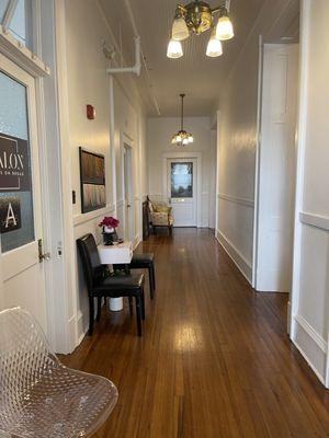 Salon Suites On Broad