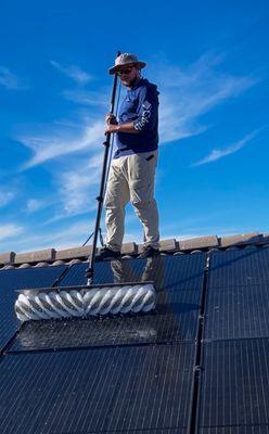 Golden Solar Cleaning