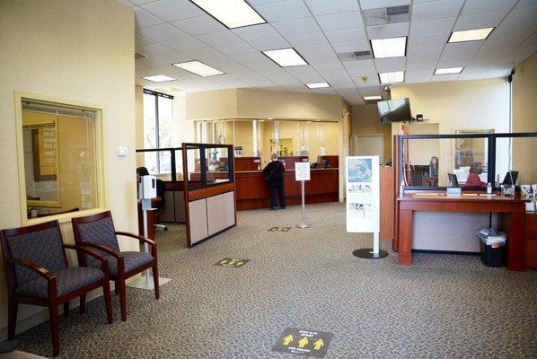 Sandy Springs Bank near you