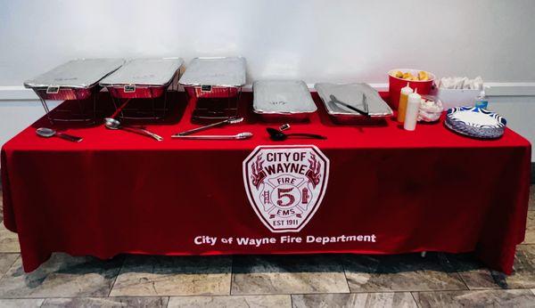 I did not get one without lids, sorry!