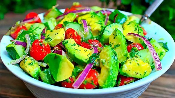 ENSALADA DE AGUACATE