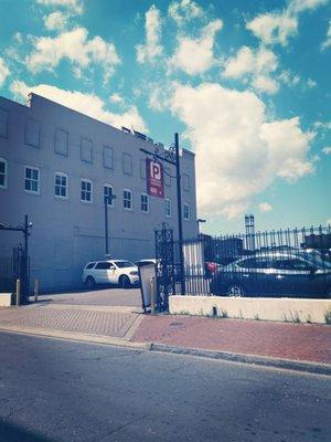 Premium Parking - P308