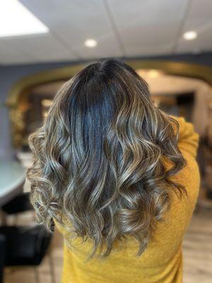 Dimensional bronde by Liliana!