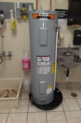 commercial hot water heater installation