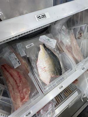 Frozen seafood, for do-it-yourselfers at home