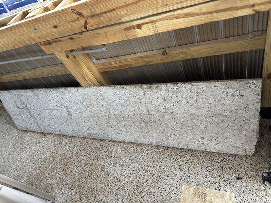 Doesn't look like enough glue was used.