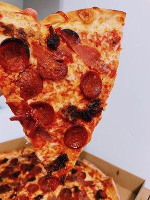 The Cinque Carne Pizza
