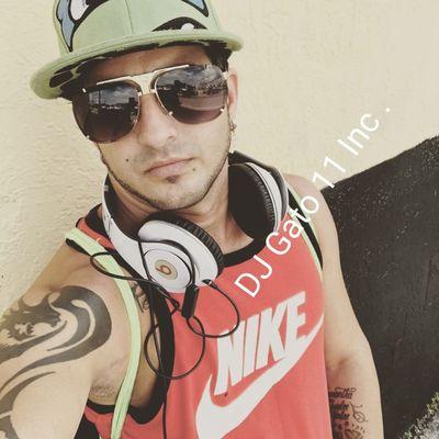 DJ Gato 11 Inc .   Yordy . Call 239 878 4827.....
