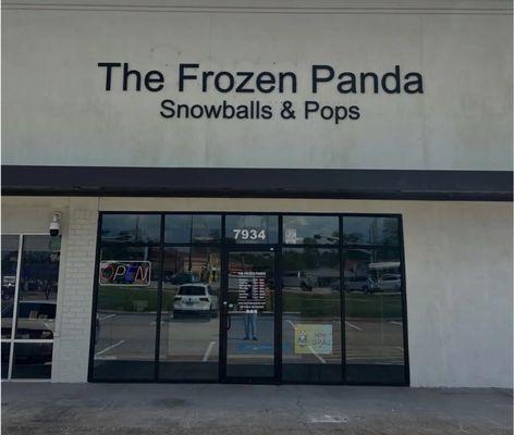 The Frozen Panda Snowballs & Pops