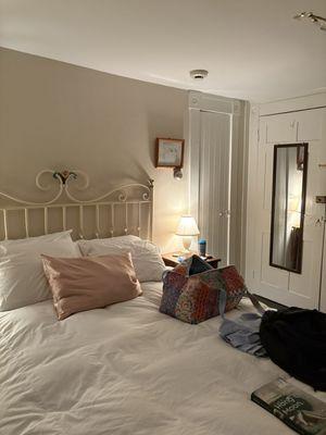 Cozy bed, such a good nights sleep!