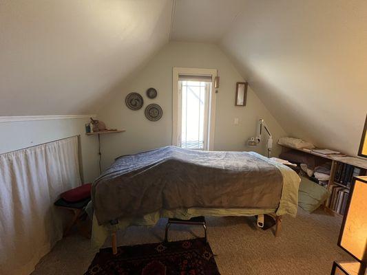 Becca Stott, LAc, EAMP