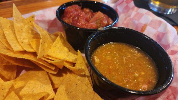 Chips, salsa, green chili