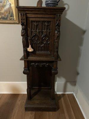 Rick's Consignment & Antiques