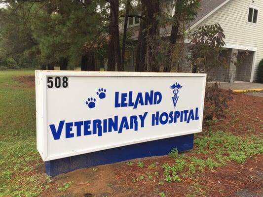 Leland Veterinary Hospital
