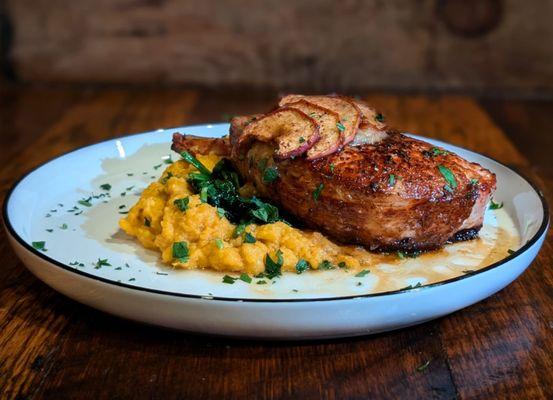 Sear Pork Chop & apple butter sauce