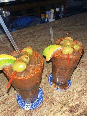 Island Breakers Billiards Sports Bar