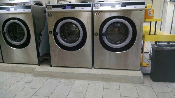 A 1 Laundromat & Drycleaning