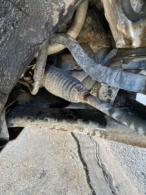 Bone dry under here...nothing but the dried on salt that I specifically bought the undercarriage wash to get rid of.