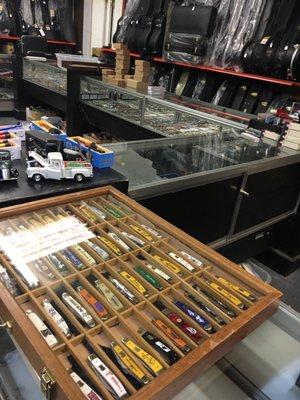 Tonys Knives & Collectibles