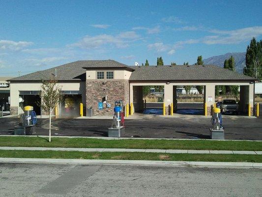 2 Automatic washes (1 touchless & 1 softtouch) 3 self serve bays