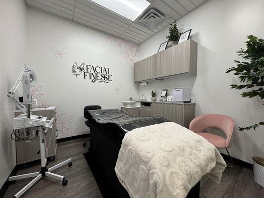 Sola Salons