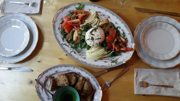 burrata with shaved fennel and fresh tomatoes