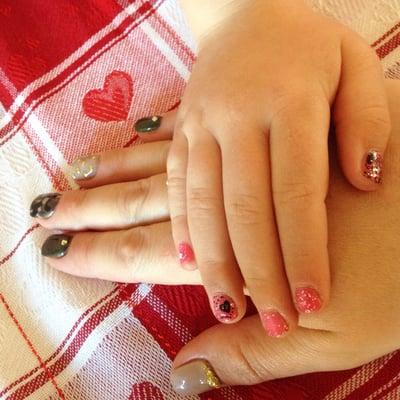 My daughter and I got some gorgeous nails in time for Valentine's Day!