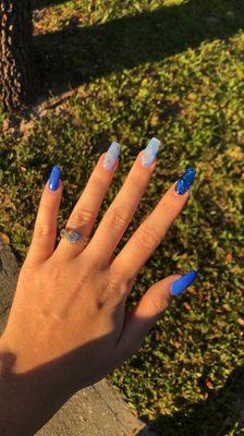 Blue Marble/ Sparkle Nail