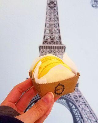 Mango Macaron Ice Cream
