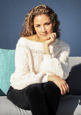 Eva Cristina Calderon