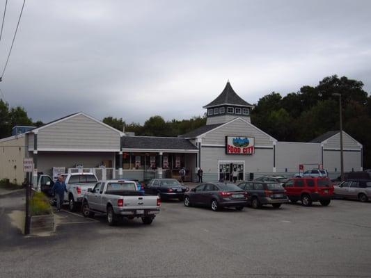 Food City
295 Main Street
Bridgton, ME
(207) 647-2766
Store: 1162
