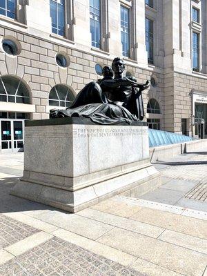 Oscar Straus Memorial