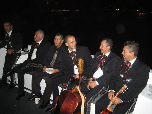 Mariachi Alma de Las Americas