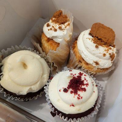 Biscoff at the top (yes, I cut into one before taking a picture! Sue me!), carrot and red velvet at the bottom.