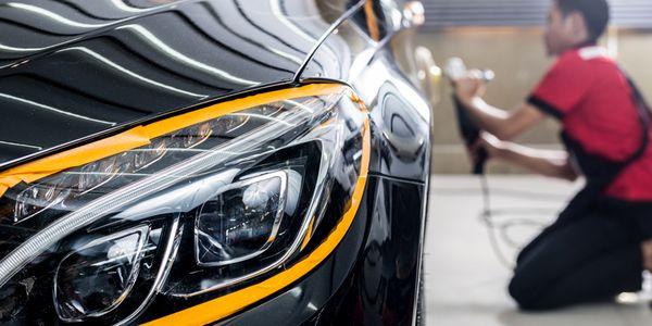 Mobile Auto Waxing Headlight Restoration