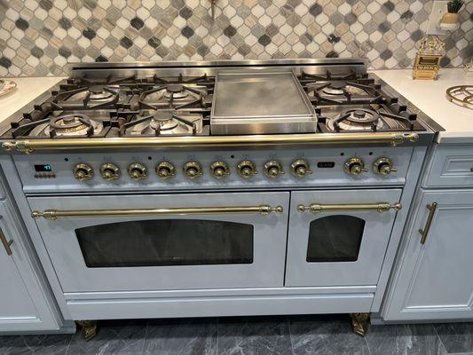 Official service for the Ilve brand.