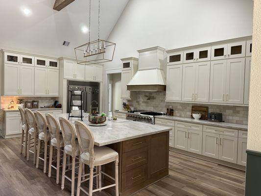 All wood cream shaker and natural wood shaker